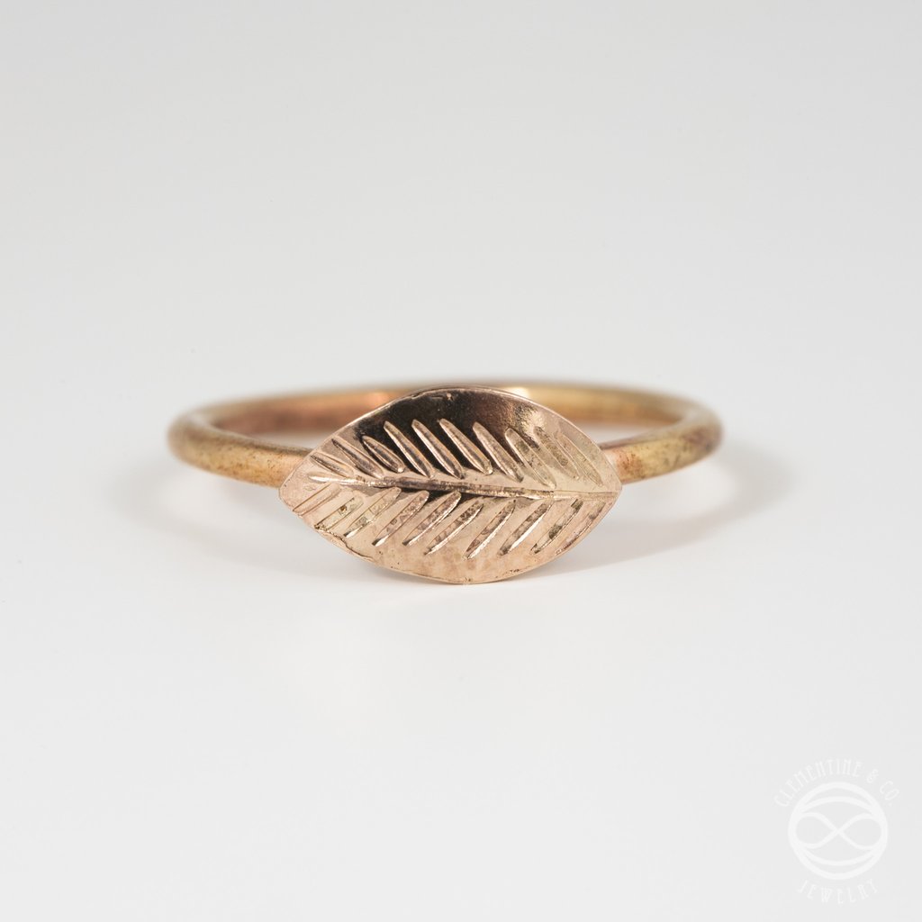 Clementine-Co-Leaf-Ring-Gold-2_1024x1024